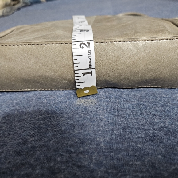 HOBO Gray Leather Shoulder Bag - Picture 9 of 14